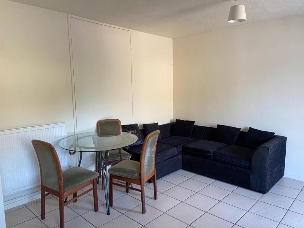 Single And Doubles Rooms Close To Central London Ngoại thất bức ảnh